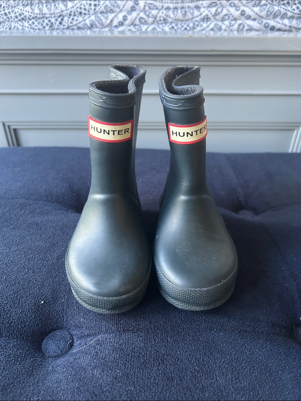 Hunter Kids Navy Rain Boots with Red Logo Trim